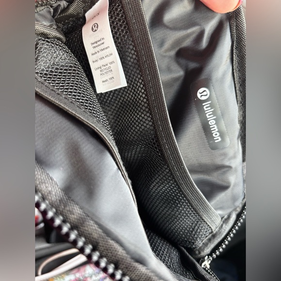 Lululemon Athletica Everywhere Belt Bag Large 1L - Picture 4 of 9